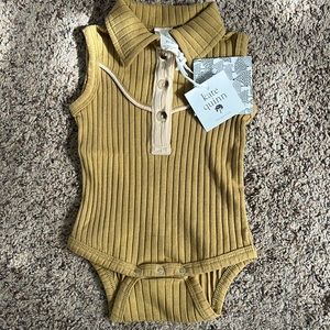 KQ 0-3 month ribbed sleeveless onesie
